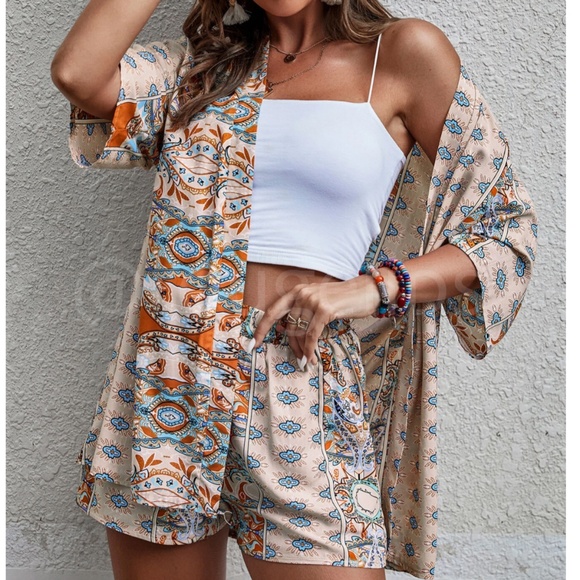 2 Piece Set: Beige Printed Kimono Shirt and Shorts